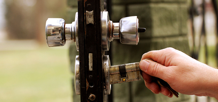 front door latch repair Daly City